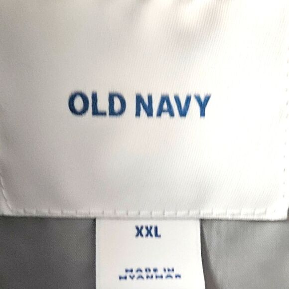 OLD Navy Women's PlusSize Gray Quilted Zip- Up Vest. - Picture 8 of 11